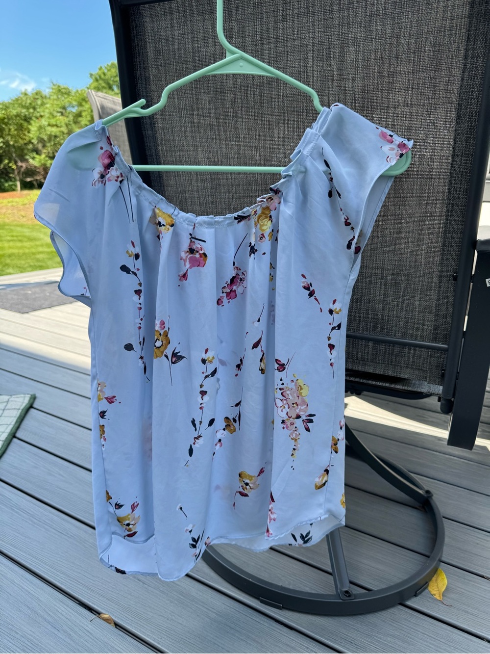 Lauren Conrad blouse size small